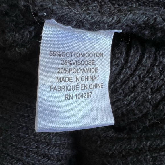 Milly Crisscross open long sleeve V- Neck Sweater M. - Picture 7 of 9